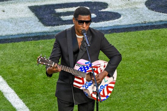 Grammy Awardwinning Rb Soul Singer Babyface Editorial Stock Photo ...