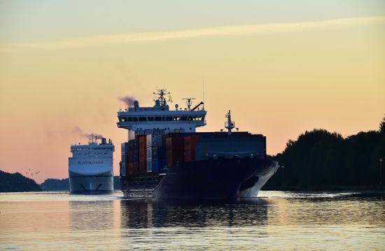 Container Ship Conro Vessel Car Transport Editorial Stock Photo - Stock ...