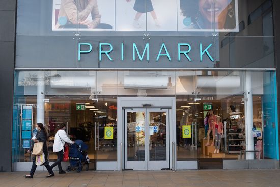 Shoppers Heading Into Primark Uxbridge Town Editorial Stock Photo ...