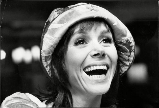 Judy Carne Actress Editorial Stock Photo Stock Image Shutterstock