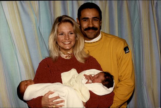 Daley Thompson Athlete Ulrika Jonsson Holding Editorial Stock Photo ...