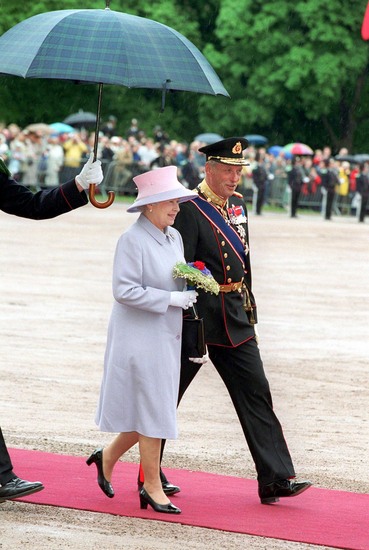 queen-elizabeth-ii-king-harald-v-editorial-stock-photo-stock-image