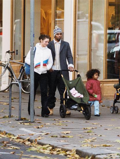 Jimmy Gulzar Daughter Phoenix Chi Girlfriend Editorial Stock Photo ...