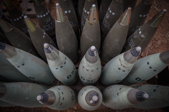 Artillery Shells Placed Israeli 155mm M109 Editorial Stock Photo ...