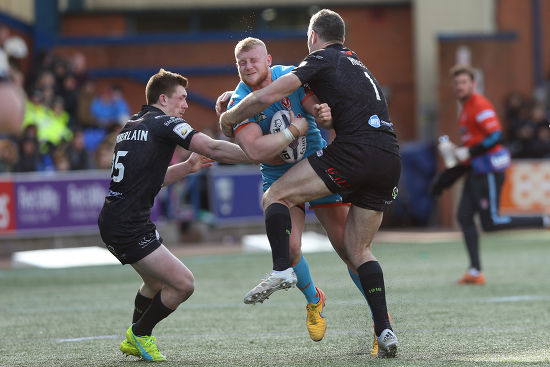 Luke Thompson Tackled By Ed Chamberlain Editorial Stock Photo - Stock ...