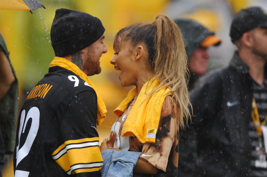 Ariana Grande Mac Miller During Cincinnati Editorial Stock Photo - Stock  Image