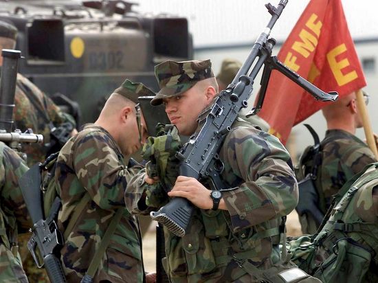 Suva Reka Kosovo Yugoslavia Soldiers 24th Editorial Stock Photo - Stock ...