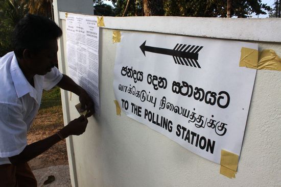 Election Official Prepares Polling Center Presidential Editorial Stock ...
