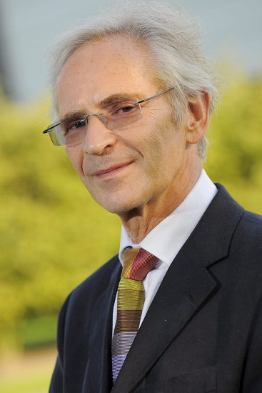 Laureate Professor Marc Feldmann Poses Photographer Editorial Stock ...
