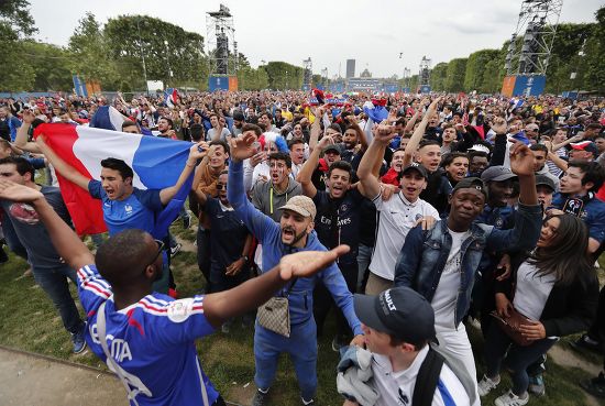 Fans Gather Uefa Euro 2016 Fan Editorial Stock Photo - Stock Image ...