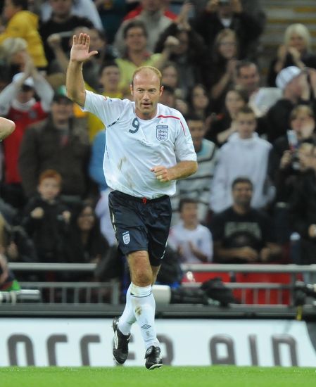 Trademark Goal Celebration Alan Shearer England Editorial Stock Photo ...