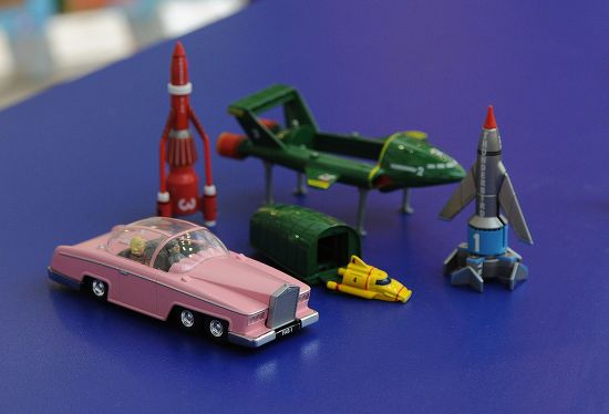 thunderbirds corgi toys