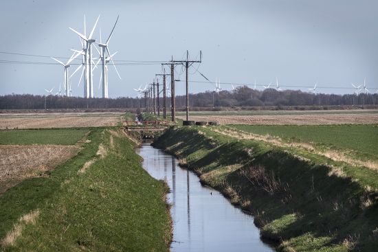 Twin Rivers Wind Farm Goole Seen Editorial Stock Photo - Stock Image ...