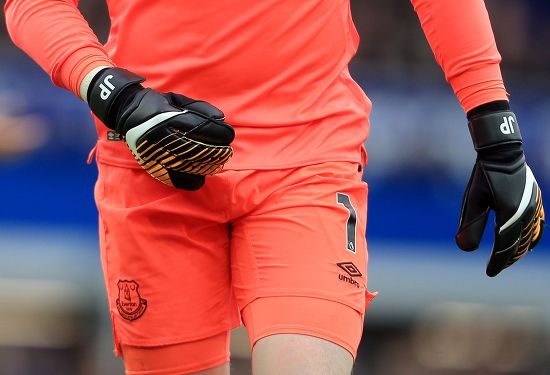 personalised-goalkeeper-gloves-jordan-pickford-everton-editorial-stock