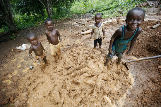 Children Local Liberian Villagers Stomp Mud Editorial Stock Photo ...