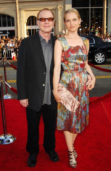 Danny Elfman and Bridget Fonda Los Angeles Premiere of Inglourious Basterds  Premiere held at The Grauman Chinese Theatre Stock Photo - Alamy