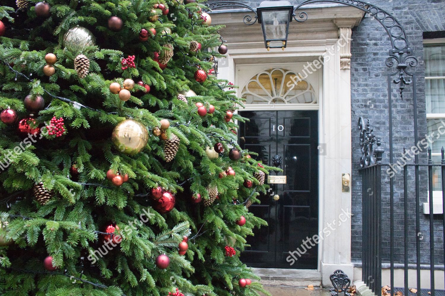 Giant Christmas Tree Decorations Installed Front 10 Editorial