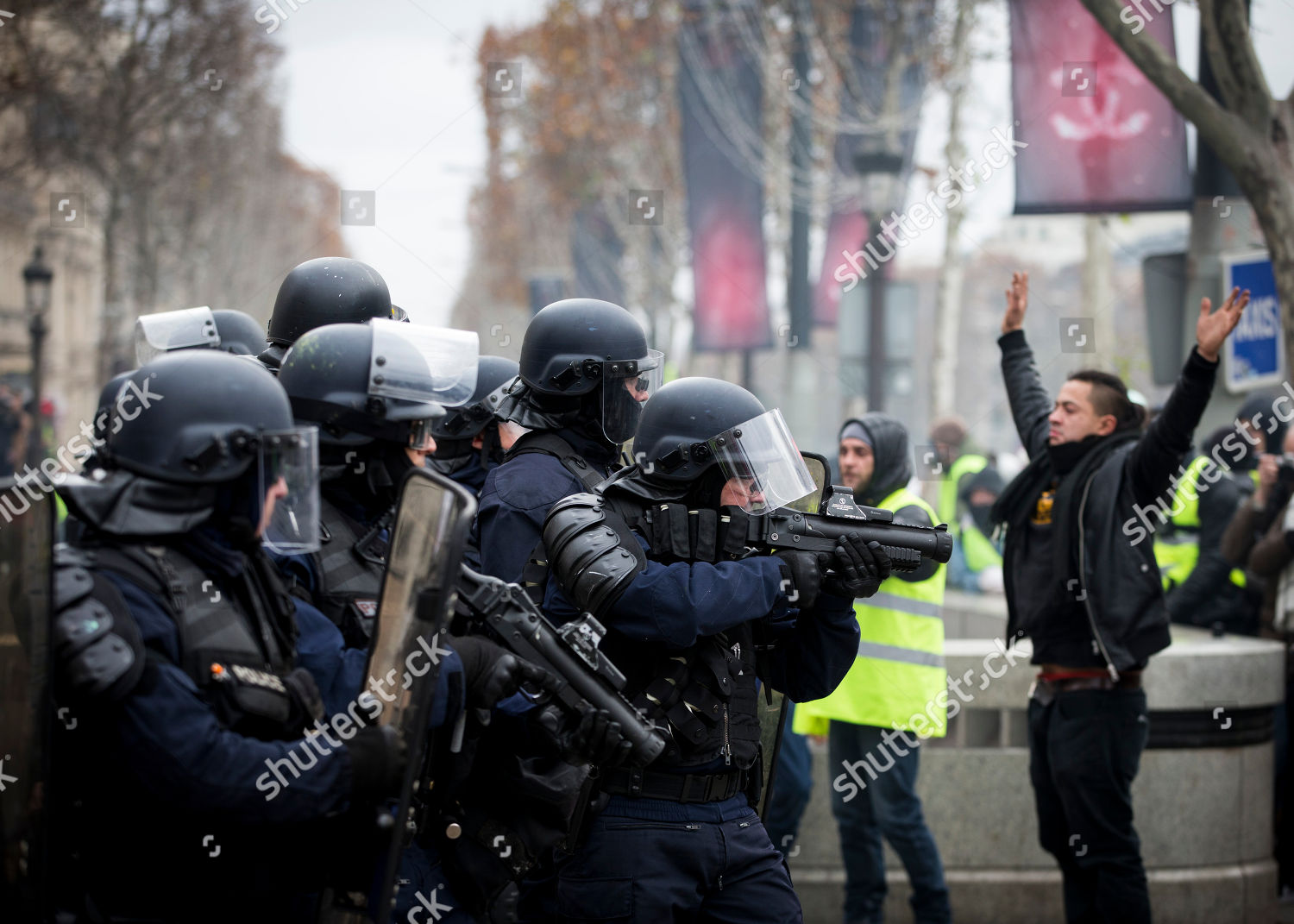 Crs Officer Seen Holding Flash Ball Gun Editorial Stock