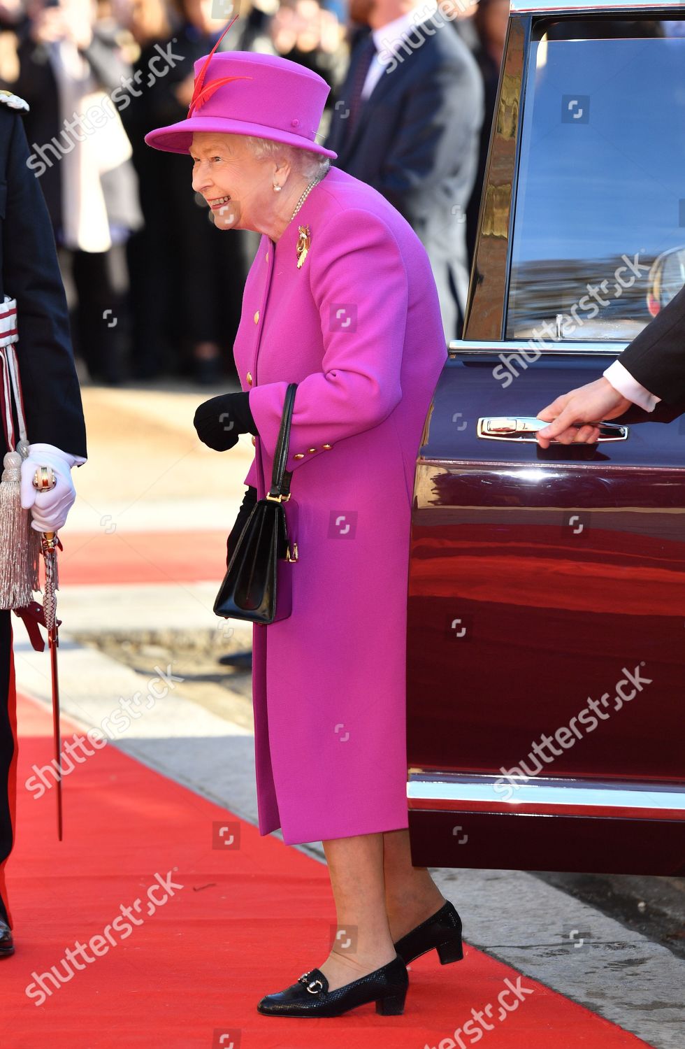 queen-elizabeth-ii-visit-to-the-honourable-society-of-lincolns-inn-london-uk-shutterstock-editorial-10032032b.jpg