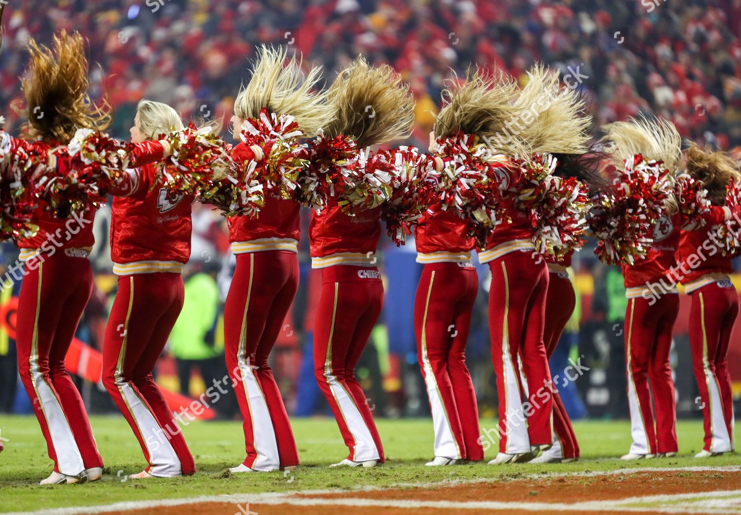 Kansas City Chiefs Cheerleaders Perform On Editorial Stock Photo ...