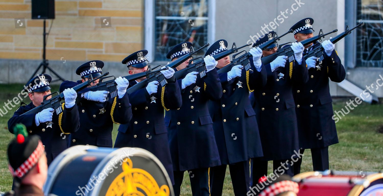 Chicago Police Honor Guard Fires 21 Gun Editorial Stock Photo