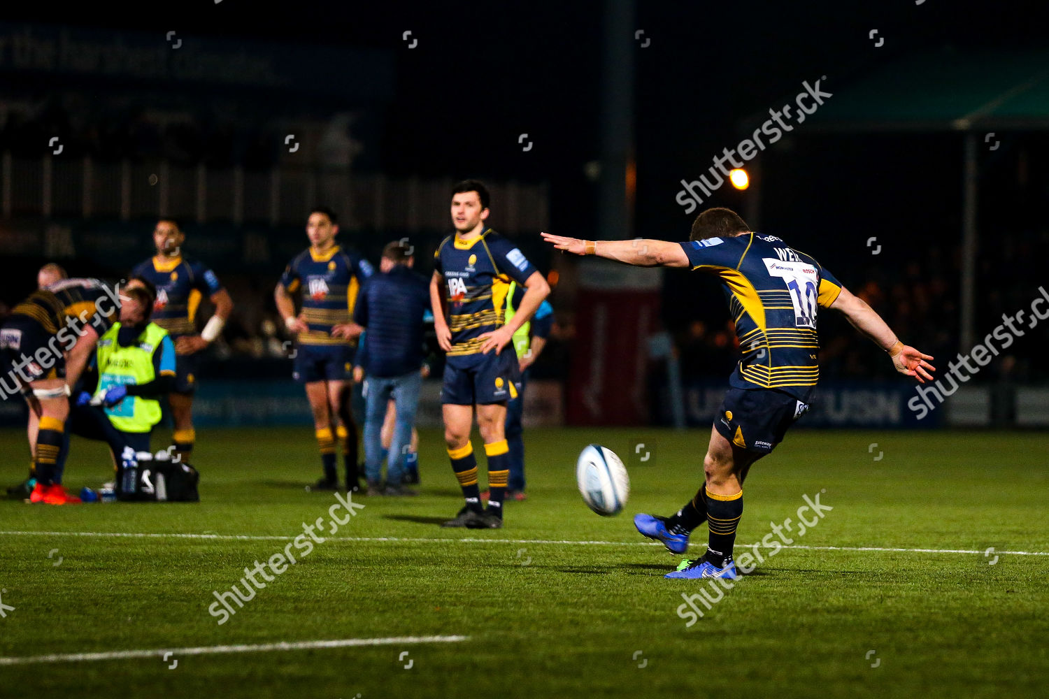 Duncan Weir Worcester Warriors Kicks Winning Editorial Stock Photo ...