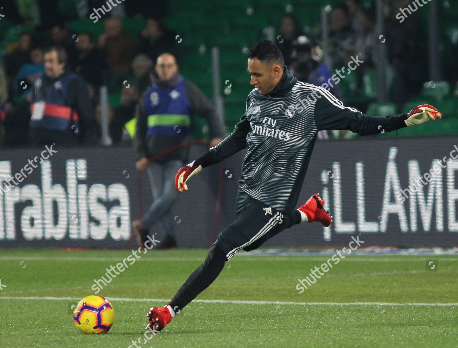 Keylor Navas Real Madrid Action Editorial Stock Photo Stock Image Shutterstock