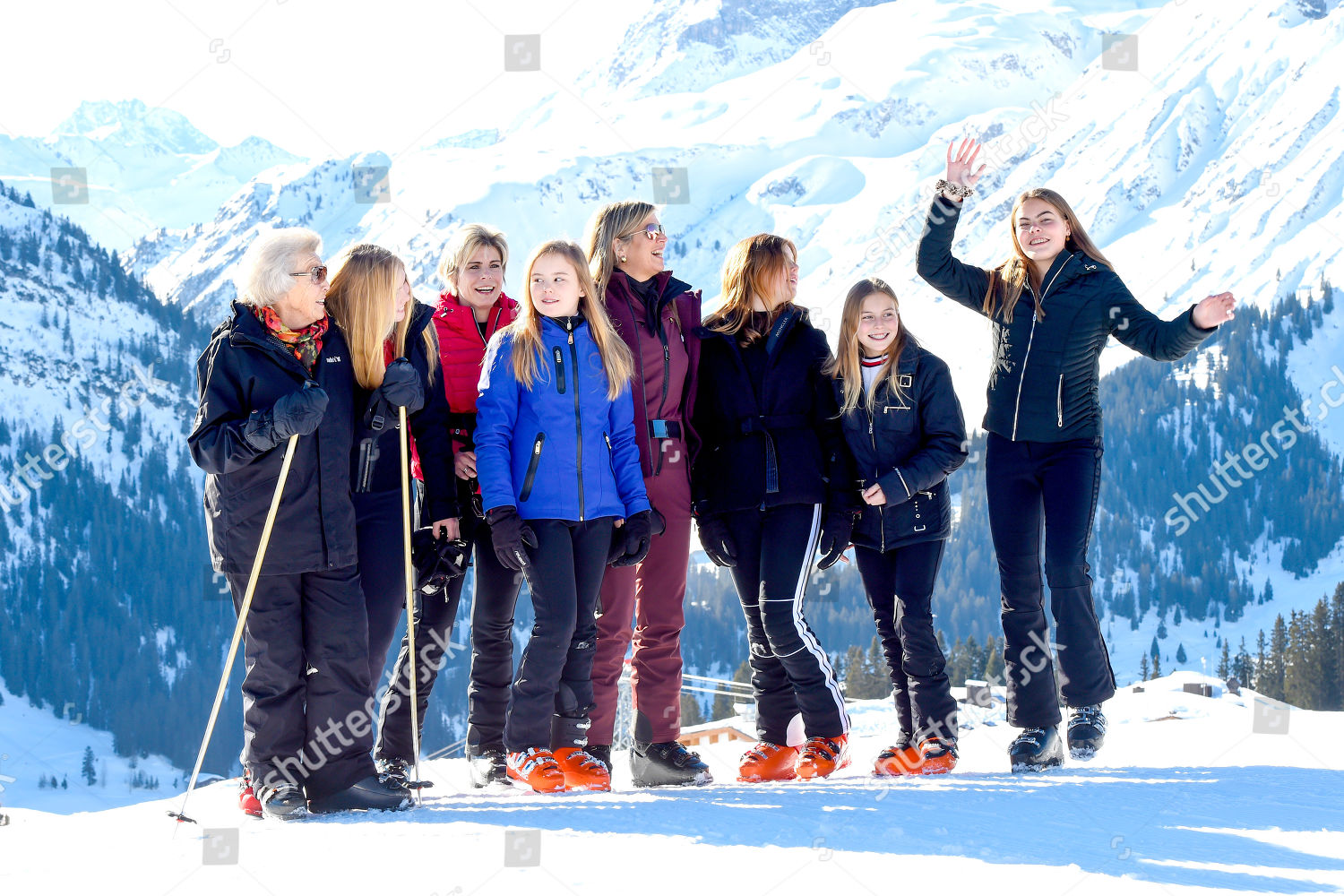 dutch-royals-winter-holiday-photocall-lech-austria-shutterstock-editorial-10118946l.jpg