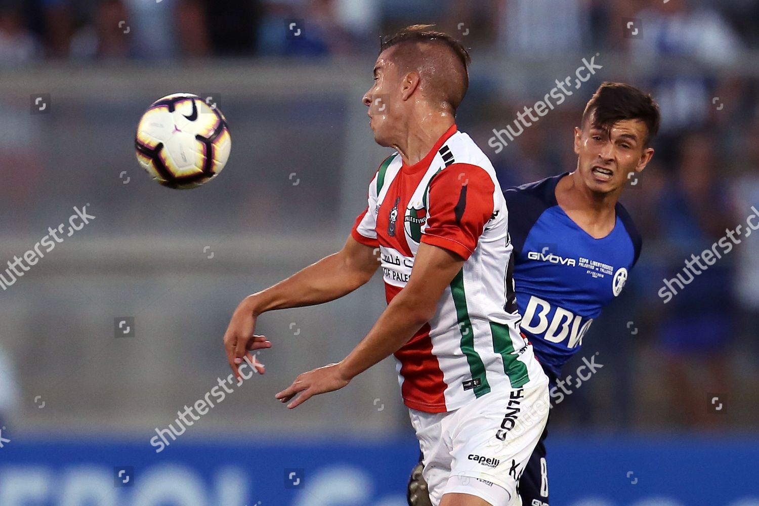 Palestinos Agustin Farias L Vies Ball Against Foto Editorial En Stock Imagen En Stock Shutterstock