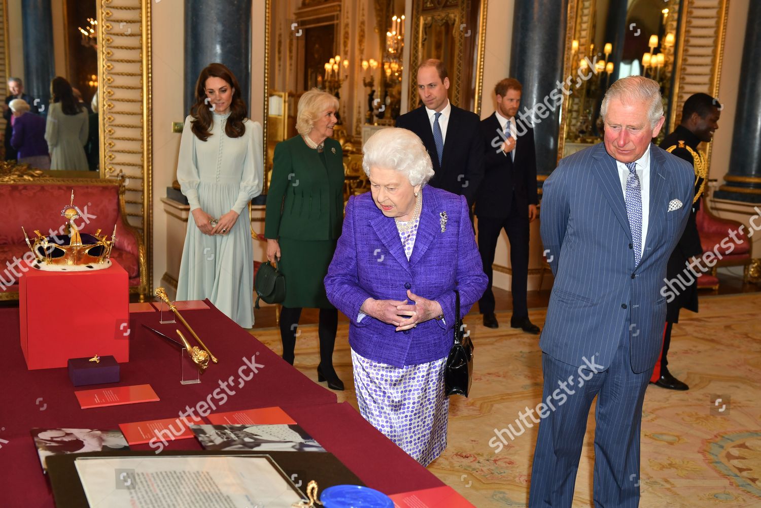 CASA REAL BRITÁNICA - Página 19 50th-anniversary-of-the-investiture-of-prince-charles-buckingham-palace-london-uk-shutterstock-editorial-10139995o
