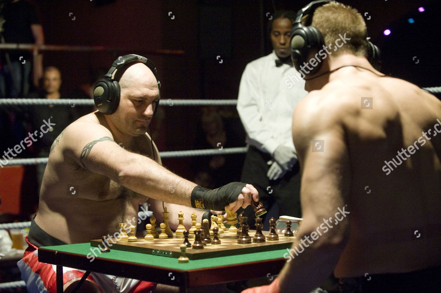 CHESS NEWS BLOG: : Chess Boxing Features in 'Photo of