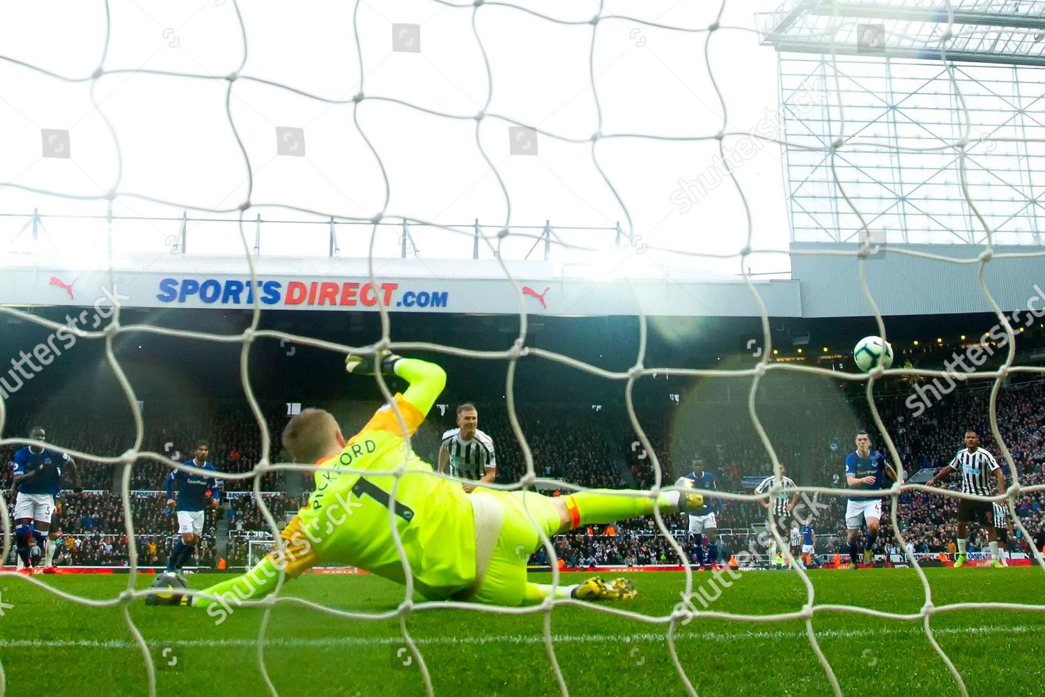 Jordan Pickford 1 Everton Saves Penalty Editorial Stock Photo - Stock ...