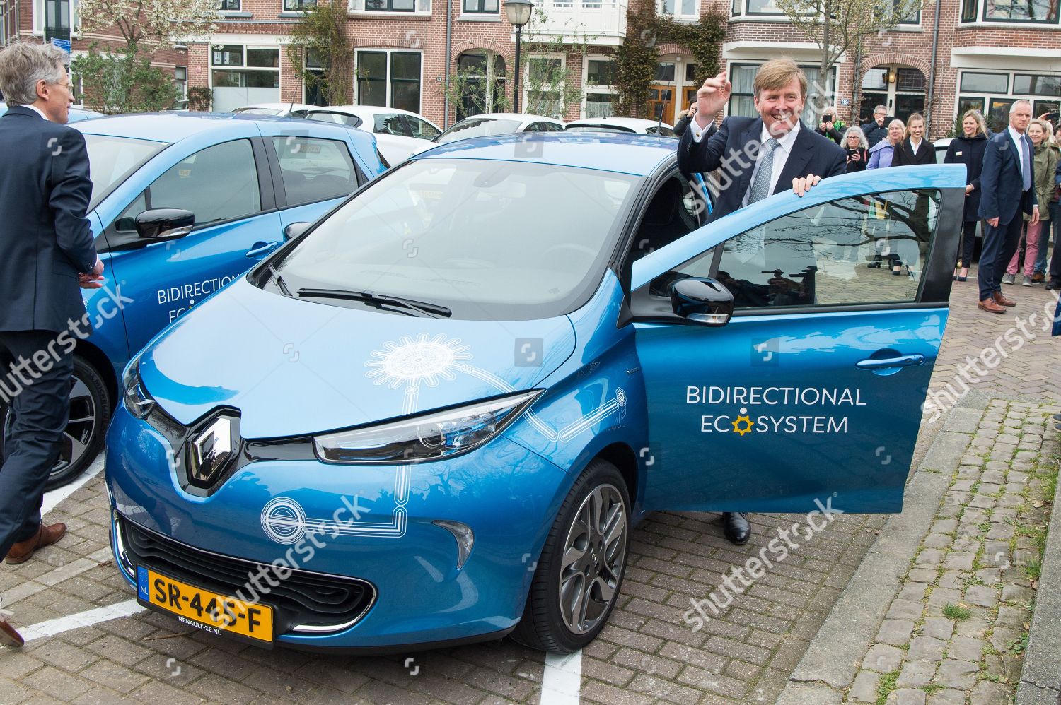 energy-and-mobility-system-launch-utrecht-netherlands-shutterstock-editorial-10163017s.jpg
