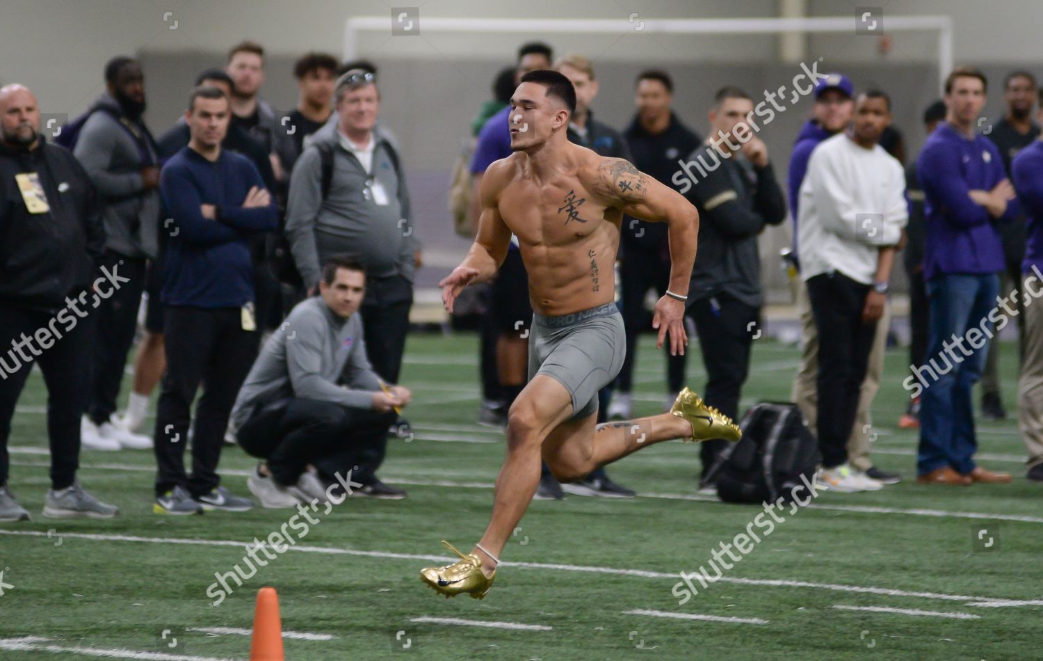 Safety TAYLOR RAPP Washington Huskies runs 40 Editorial Stock Photo