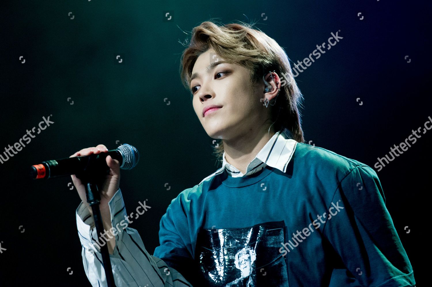 Ateez Kim Hongjoong Park Seonghwa Jeong Yunho Editorial Stock Photo Stock Image Shutterstock