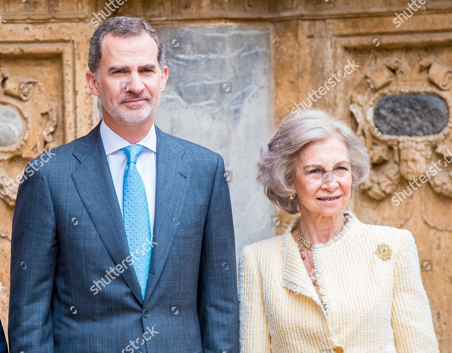spanish-royal-family-attend-mass-palma-de-mallorca-spain-shutterstock-editorial-10215647j.jpg