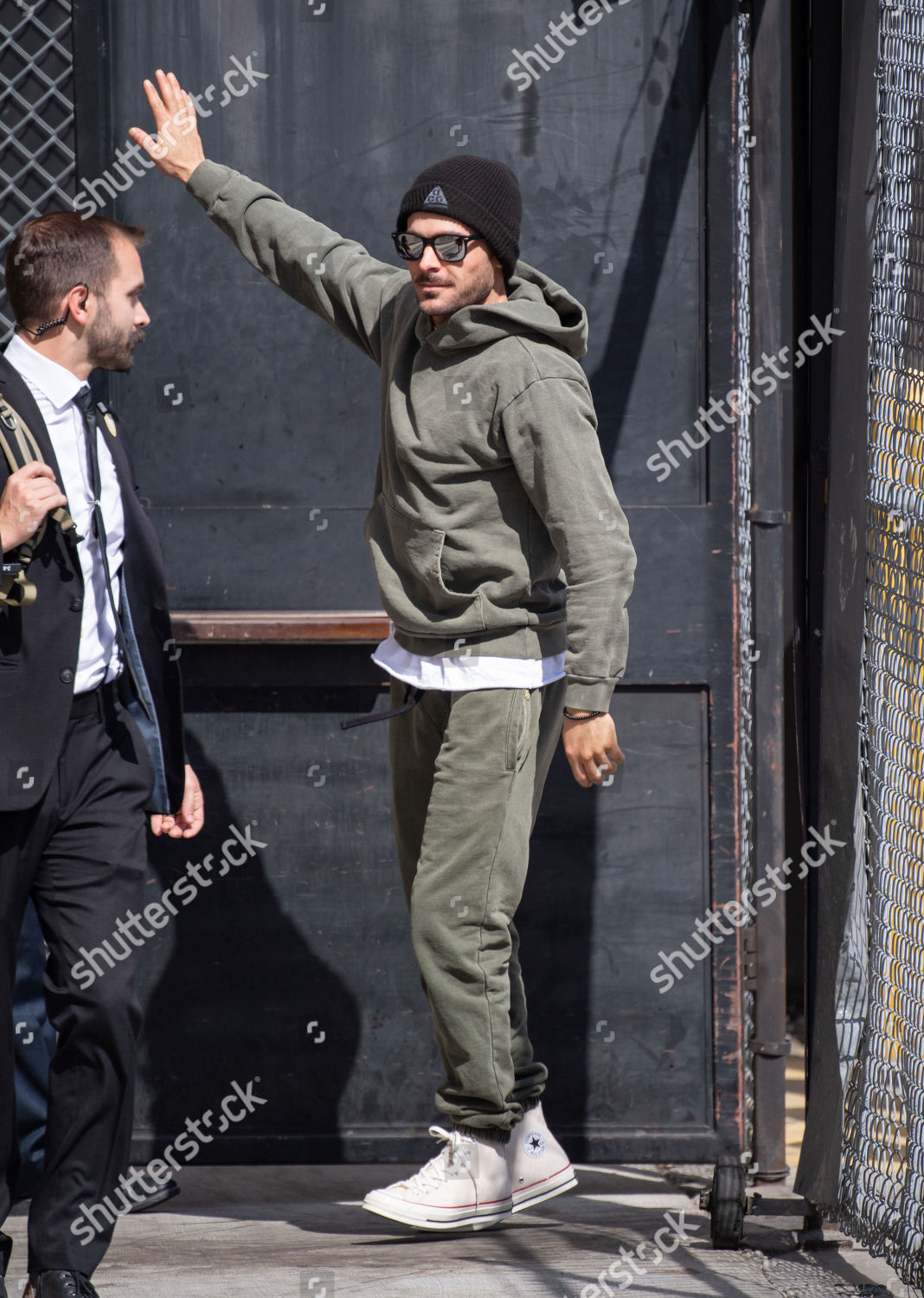 zac efron grey sweatpants