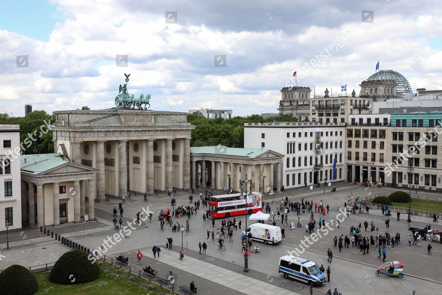 General View Pariser Platz Square Brandenburg Gate Editorial Stock Photo Stock Image Shutterstock