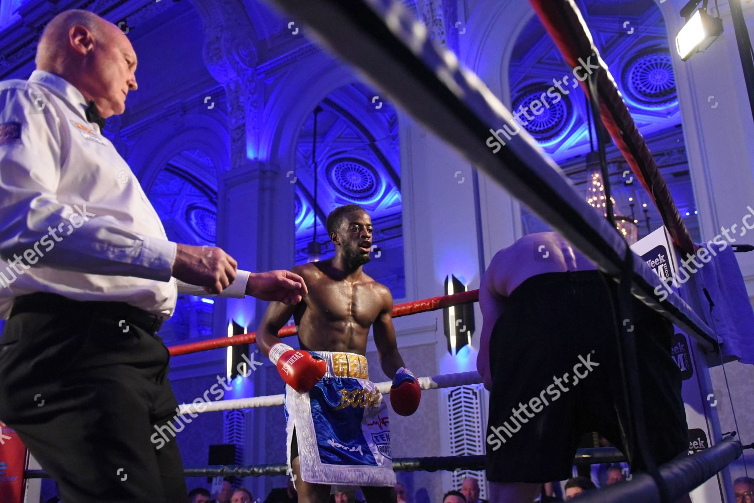 Gelassius Taaru C Defeats Neil Rawlinson During Editorial