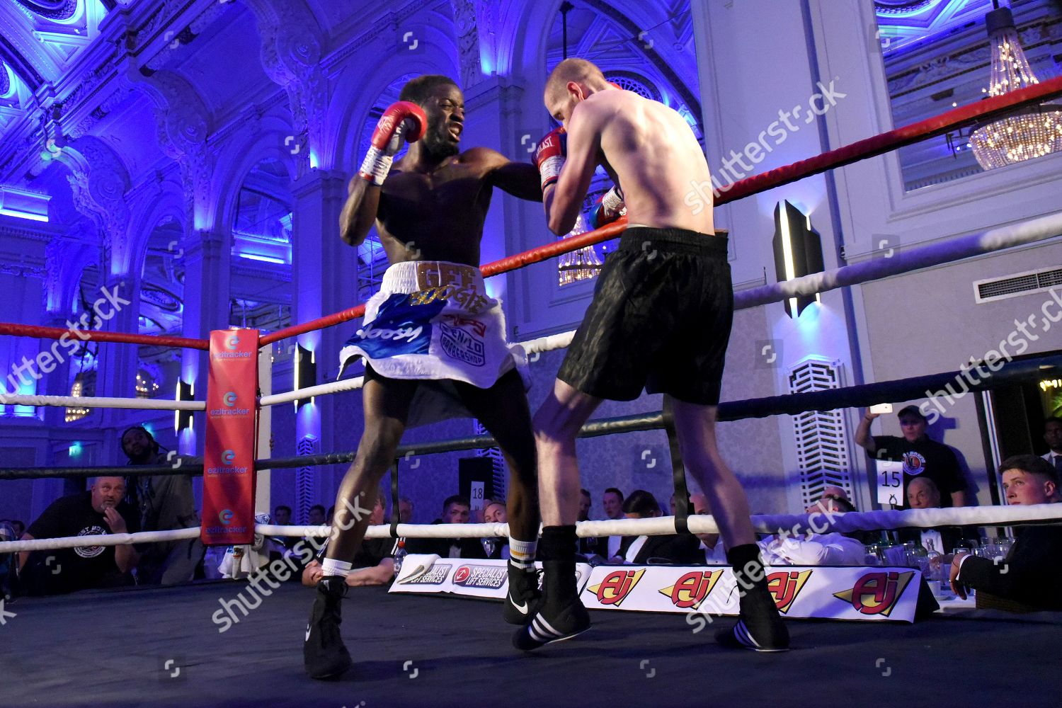 Gelassius Taaru L Defeats Neil Rawlinson During Editorial