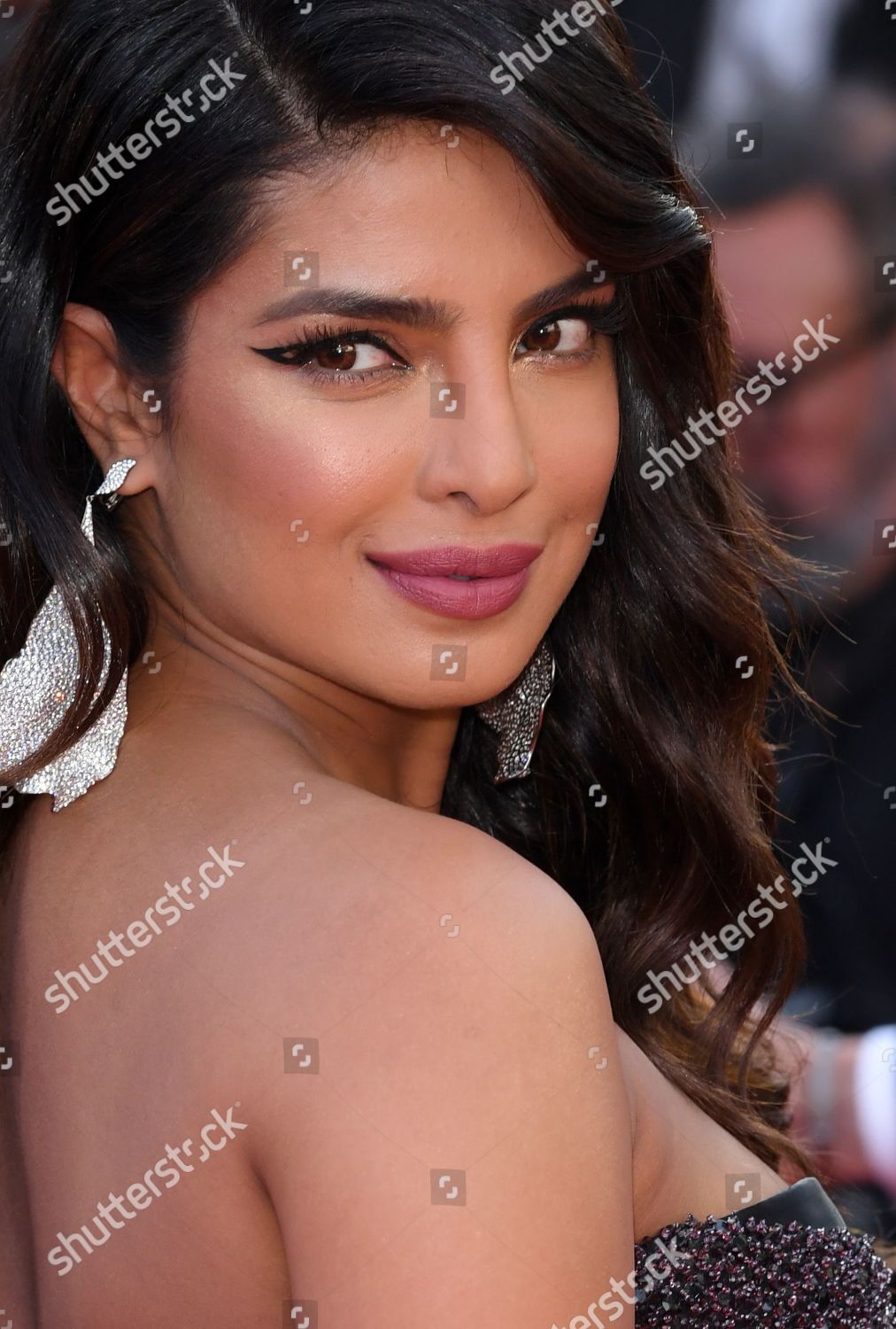 [Image: rocketman-premiere-72nd-cannes-film-fest...8453gg.jpg]