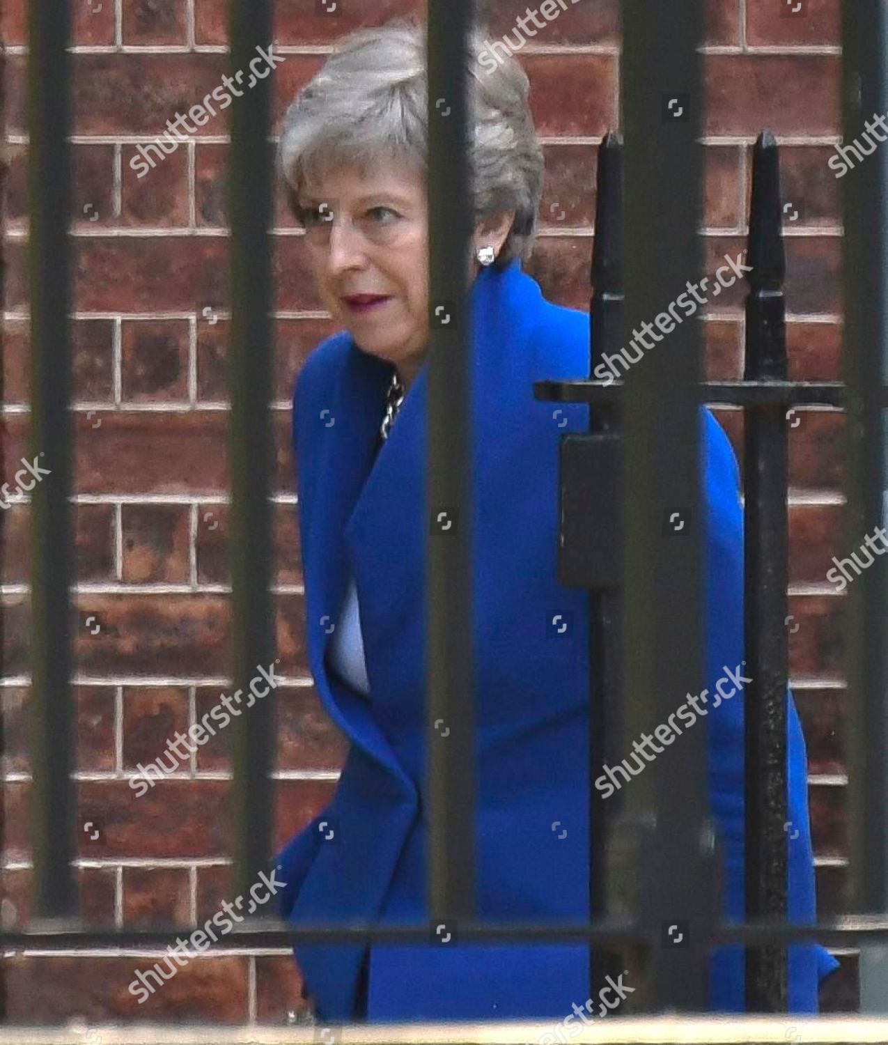 Theresa May Leaving Back No10 Editorial Stock Photo - Stock Image ...