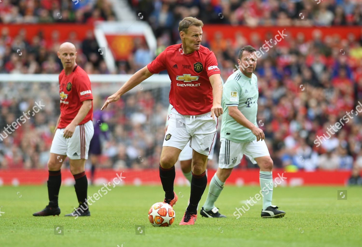 Captivating Teddy Sheringham Urges Man Utd To Start £65m Star Over Benjamin Sesko Against Arsenal Background in 4K Captivating Teddy Sheringham Urges Man Utd To Start £65m Star Over Benjamin Sesko Against Arsenal Background in 4K