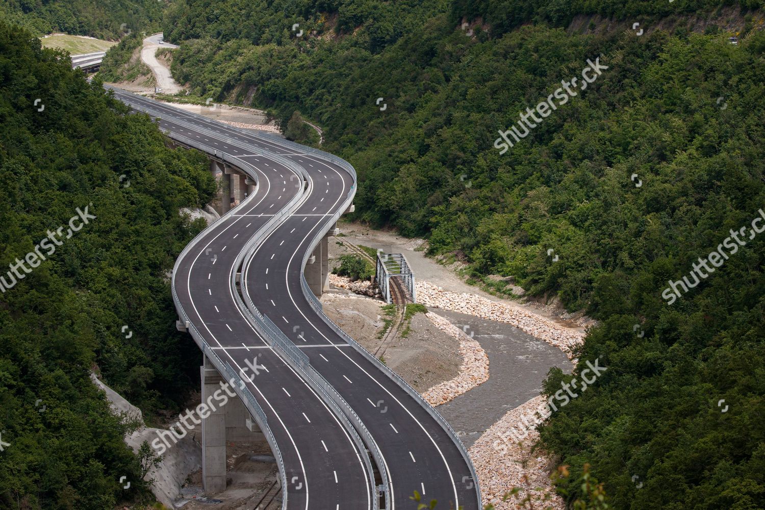 inauguration-ceremony-of-the-motorway-connecting-kosovo-with-north-macedonia-hani-elezit-serbia-shutterstock-editorial-10255693m.jpg