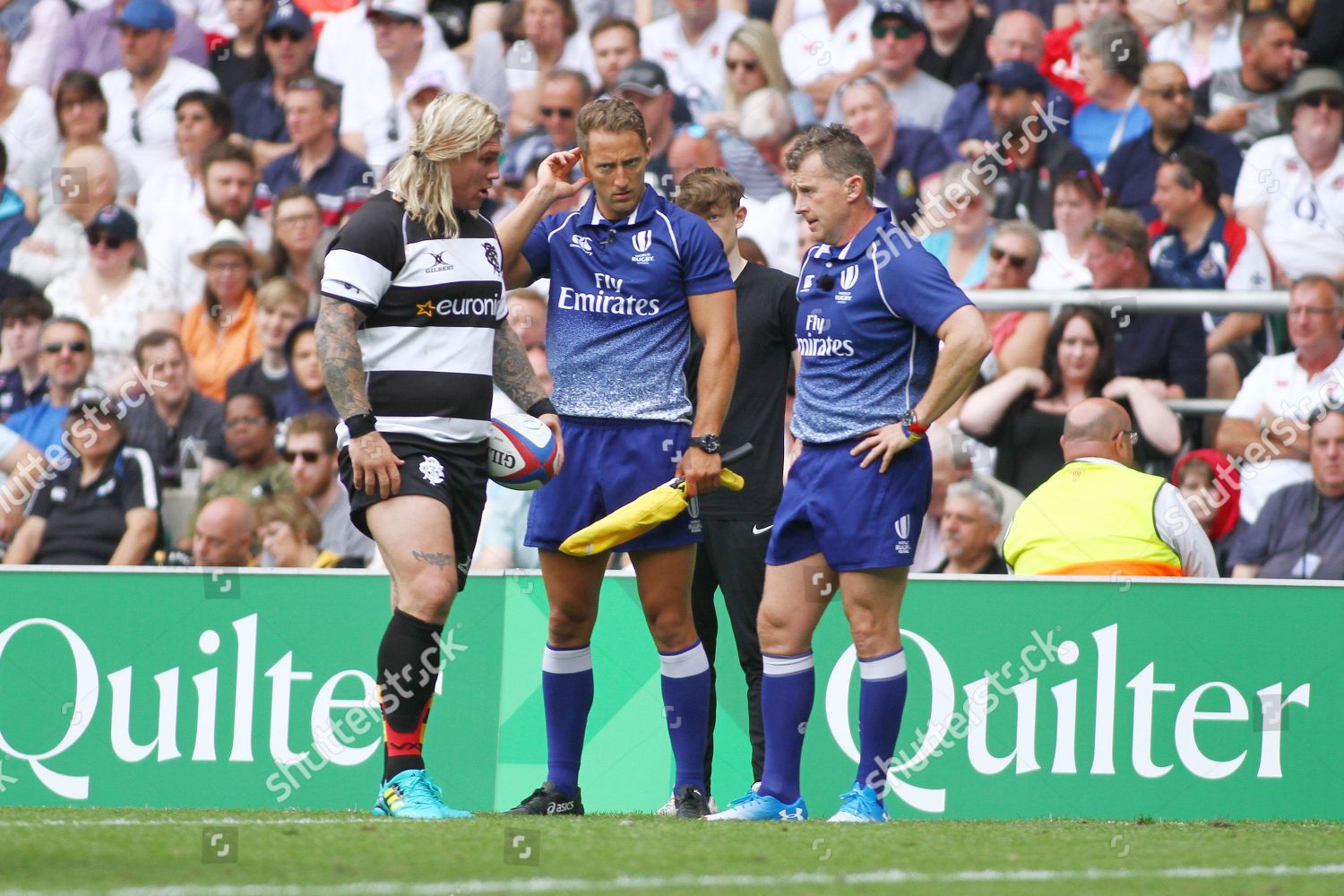 Richard Hibbard Barbarians Chats Officials Andrew Brace Editorial Stock Photo Stock Image Shutterstock