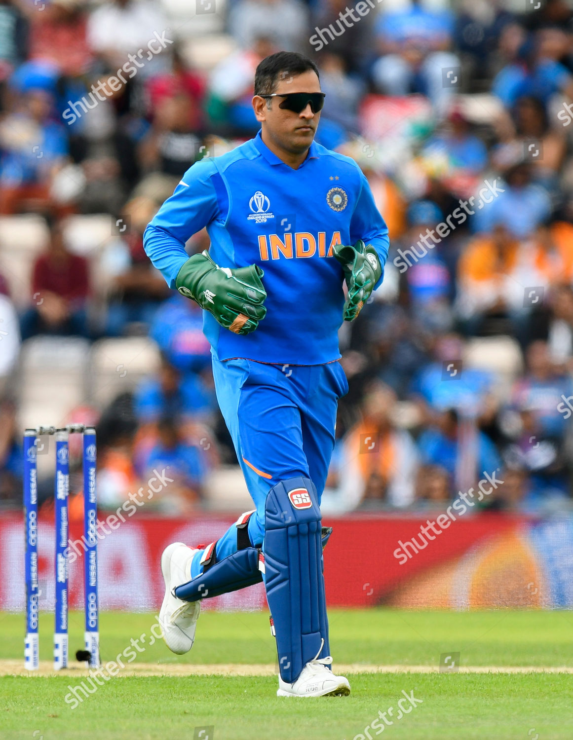 Ms Dhoni India His Wicket Keeping Editorial Stock Photo - Stock Image ...