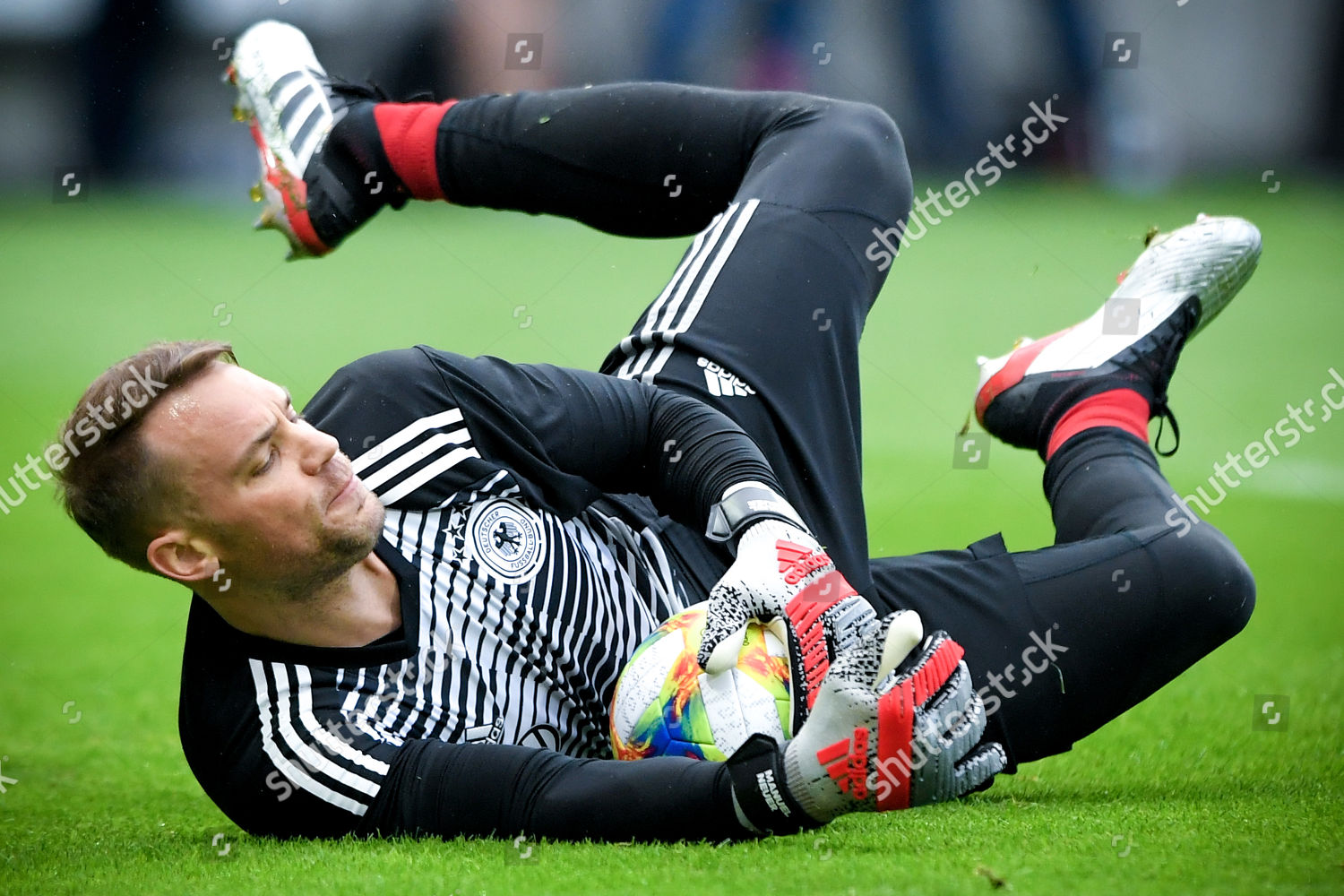 manuel neuer football boots