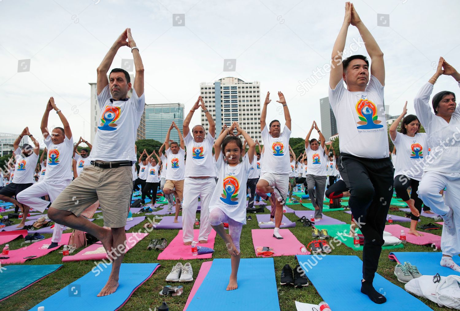 Girl Yoga Enthusiasts Perform During Mass Yoga Editorial Stock Photo Stock Image Shutterstock