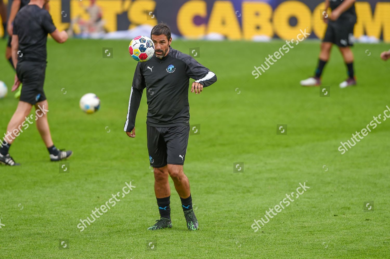 Robert Pires Editorial Stock Photo - Stock Image | Shutterstock