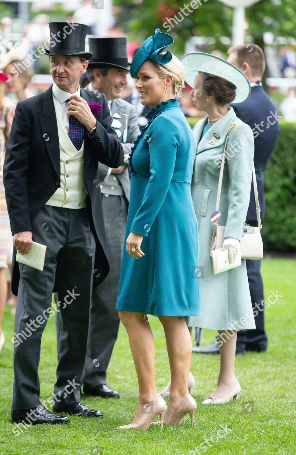 royal-ascot-ladies-day-uk-shutterstock-editorial-10317534bk.jpg